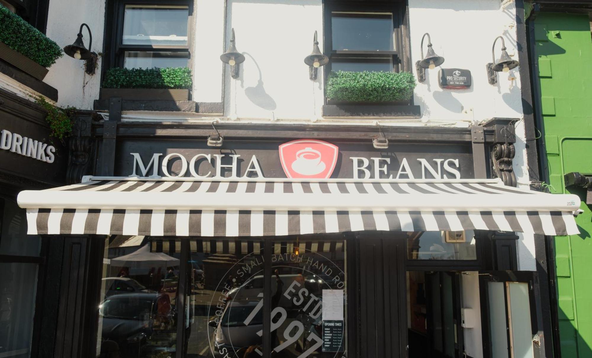 Mocha Beans Westport Bed & Breakfast ภายนอก รูปภาพ